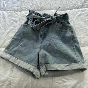 Twick Light Jeans Shorts